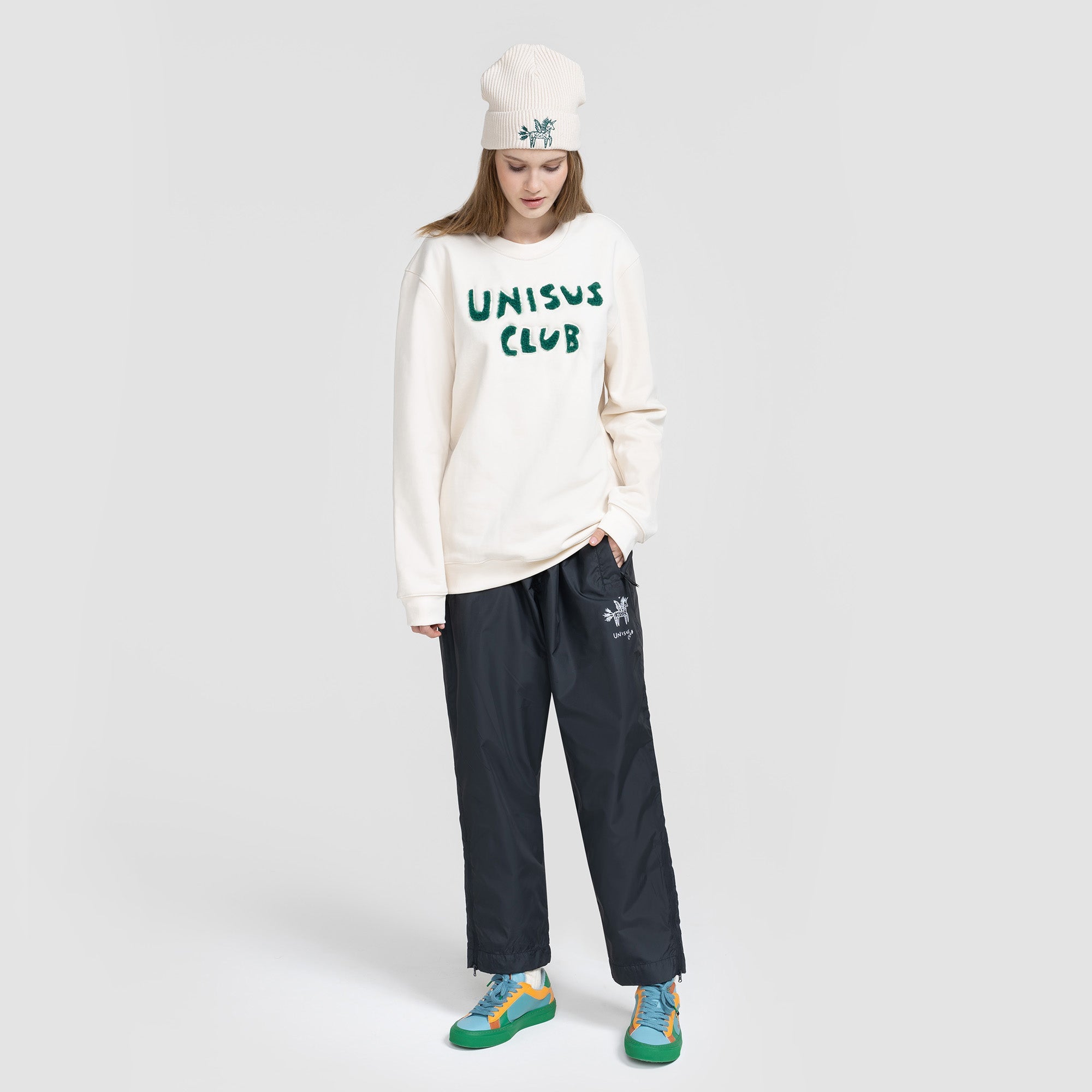 Fluffy Sweatshirt - Unisus Club