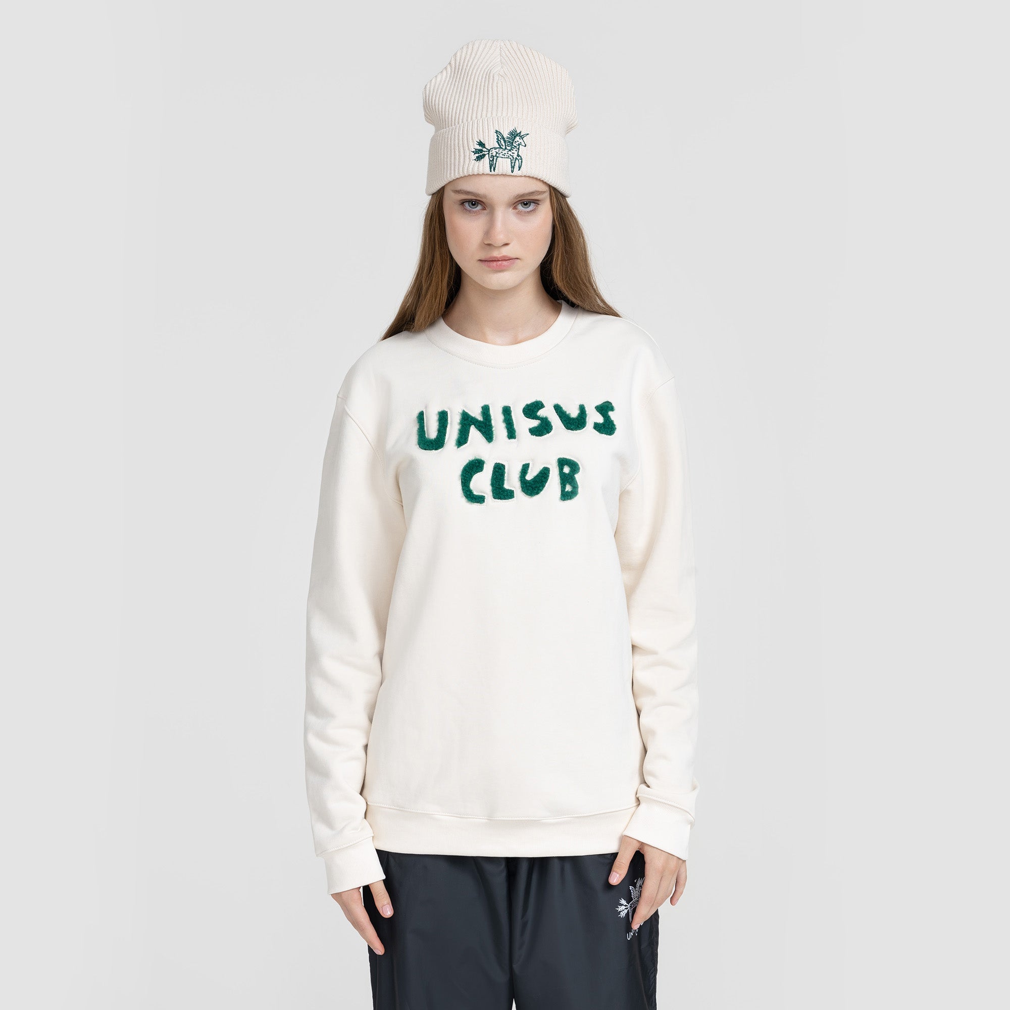 Fluffy Sweatshirt - Unisus Club